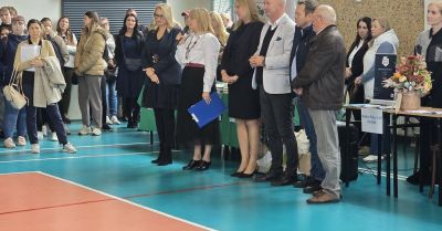 Policja zachęca na Targach Pracy w Strzelinie